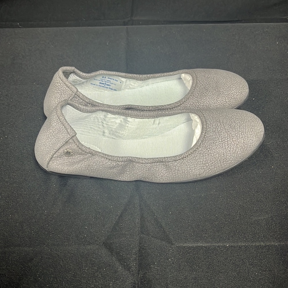 Minnetonka Women’s Charcoal Ballerina Flats (2921) - Picture 2 of 9